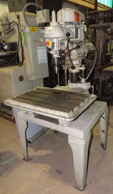 3-3/4" x 17" WALKER TURNER ... RADIAL DRILL